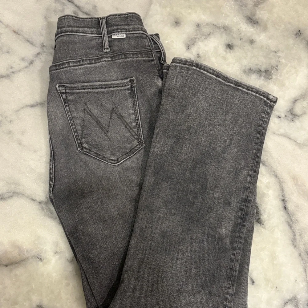 MOTHER Black Cropped Ankle Jeans - Picture 2 of 4